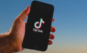 Lire la suite à propos de l’article SnapTik vous aide à sauvegarder vos vidéos préférées