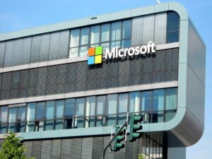 Lire la suite à propos de l’article Comment ChatGPT bénéficie d&rsquo;un investissement massif de Microsoft &nbsp;?